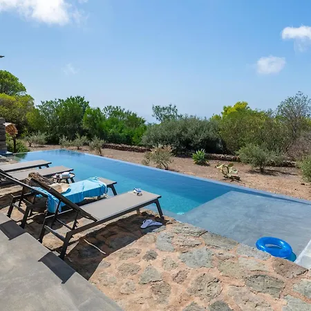 Villa Dammusi Itaca
